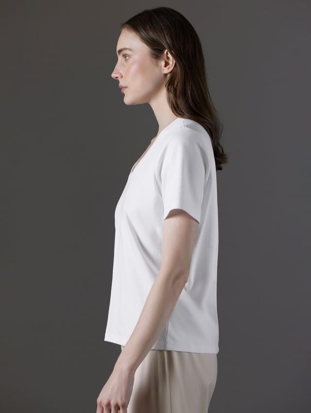 Polo cuello V de algodón pima mujer