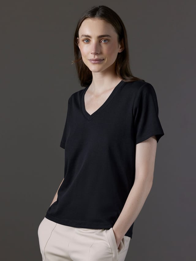 Polo cuello V de algodón pima mujer