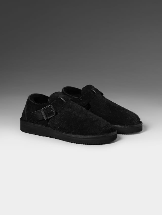 Zapato tipo zueco con hebilla hombre
