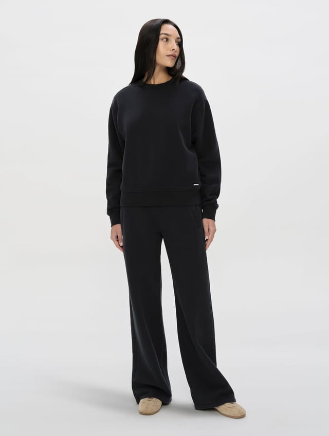 Pantalón de buzo pierna ancha mujer