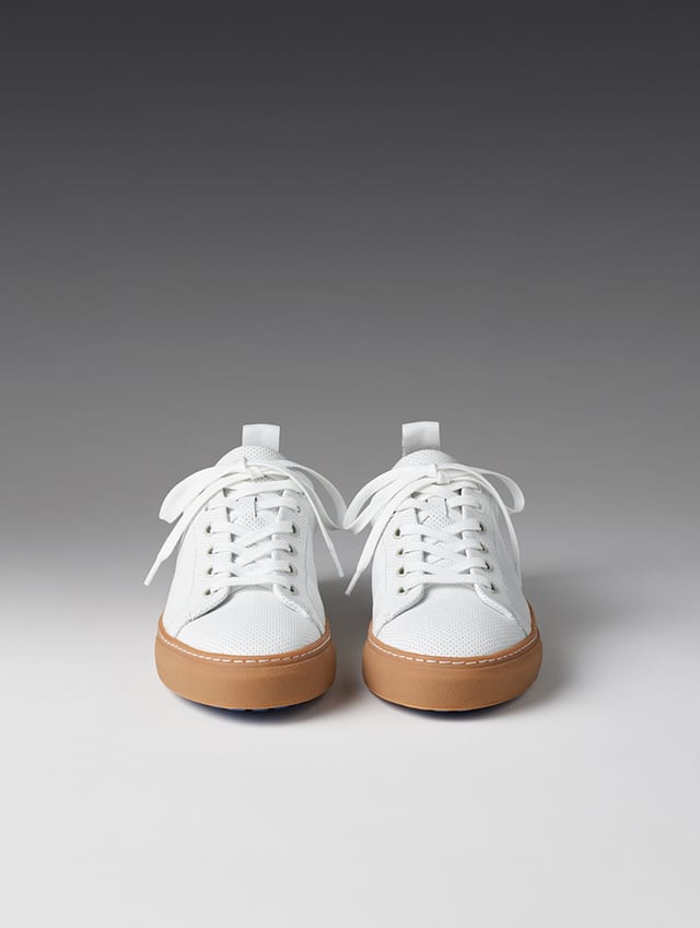 Zapatilla de cuero mujer