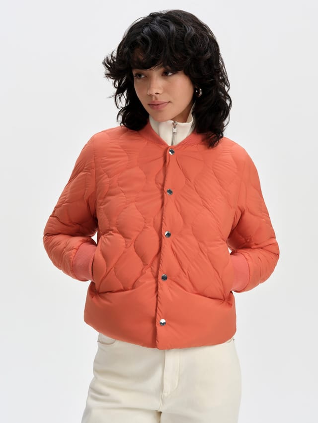 Casaca bomber acolchada mujer